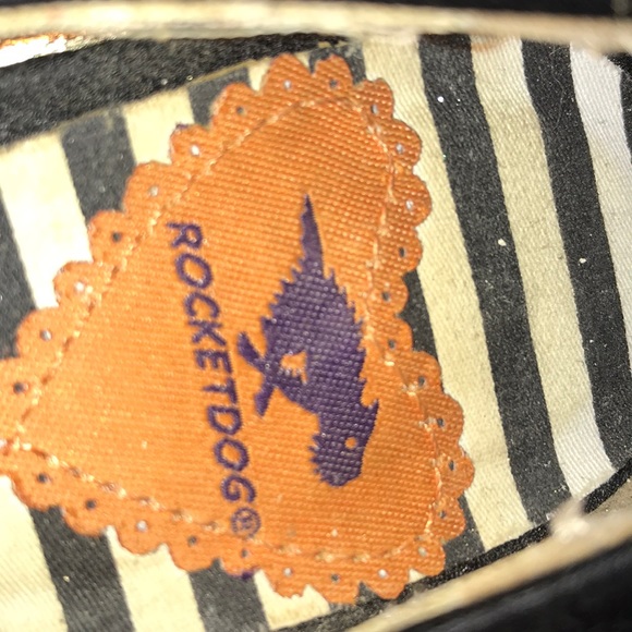 Black heels - Picture 3 of 3